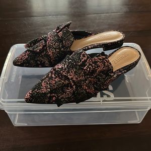 Schutz Black Pink Print Glittery Bow Canvas Pointed Toe Slip-on Mules